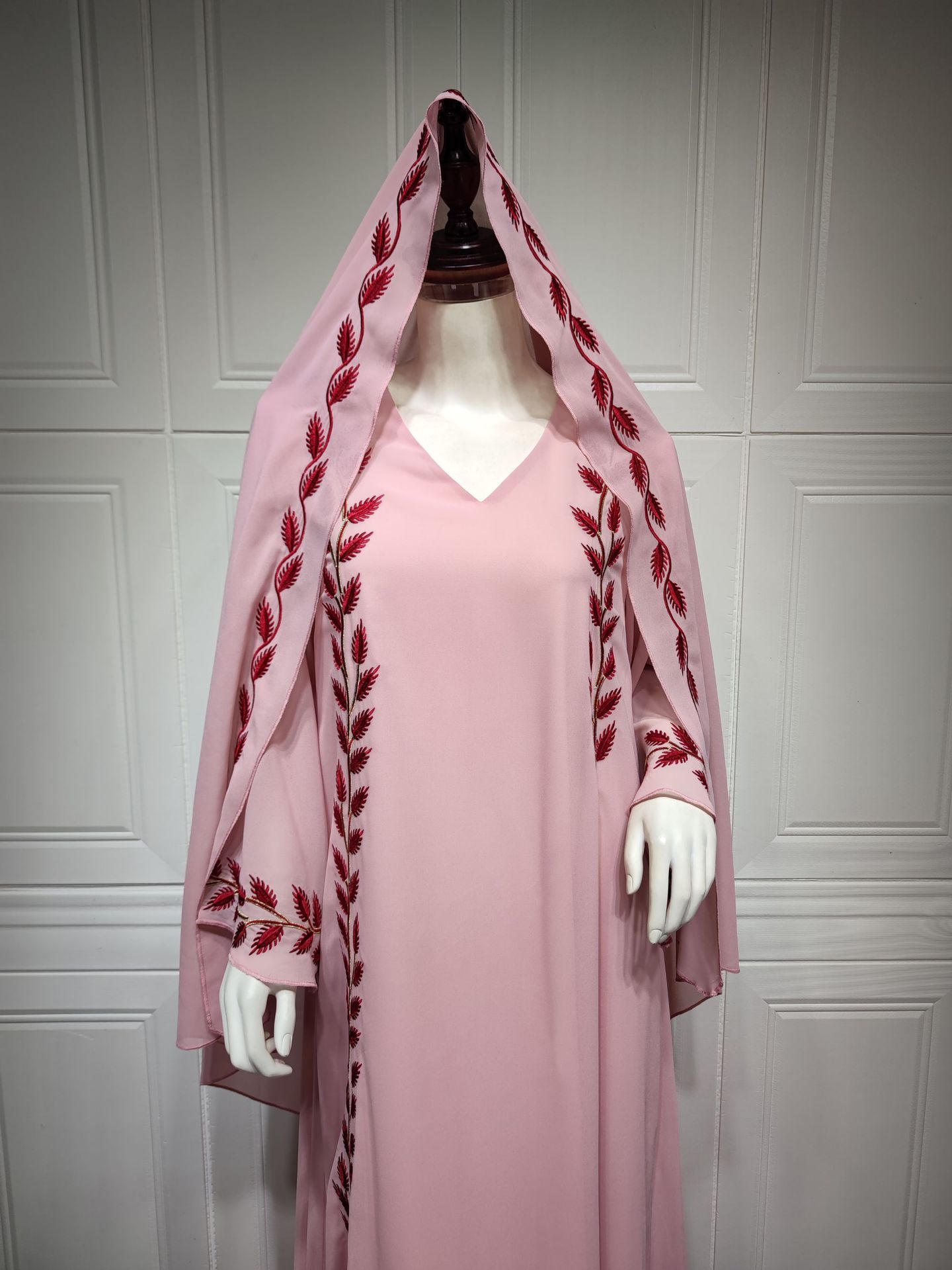 Women's Temperament Fashion Embroidery V-neck Dress